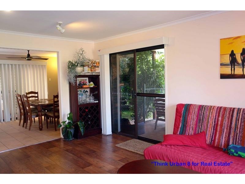 15 Mazzard Street, Bellbowrie QLD 4070